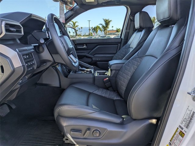 Used 2024 Toyota Tacoma TRD Off-Road image 16