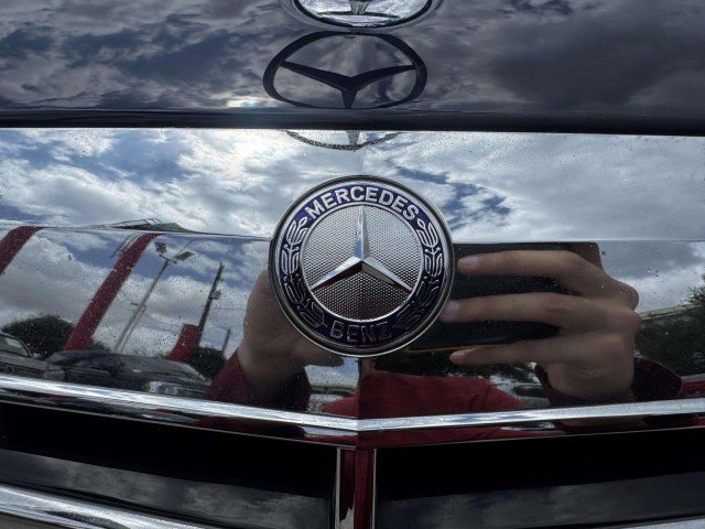 Used 2012 Mercedes-Benz S 550 4MATIC image 12