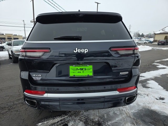 Used 2024 Jeep Grand Cherokee L Summit image 5