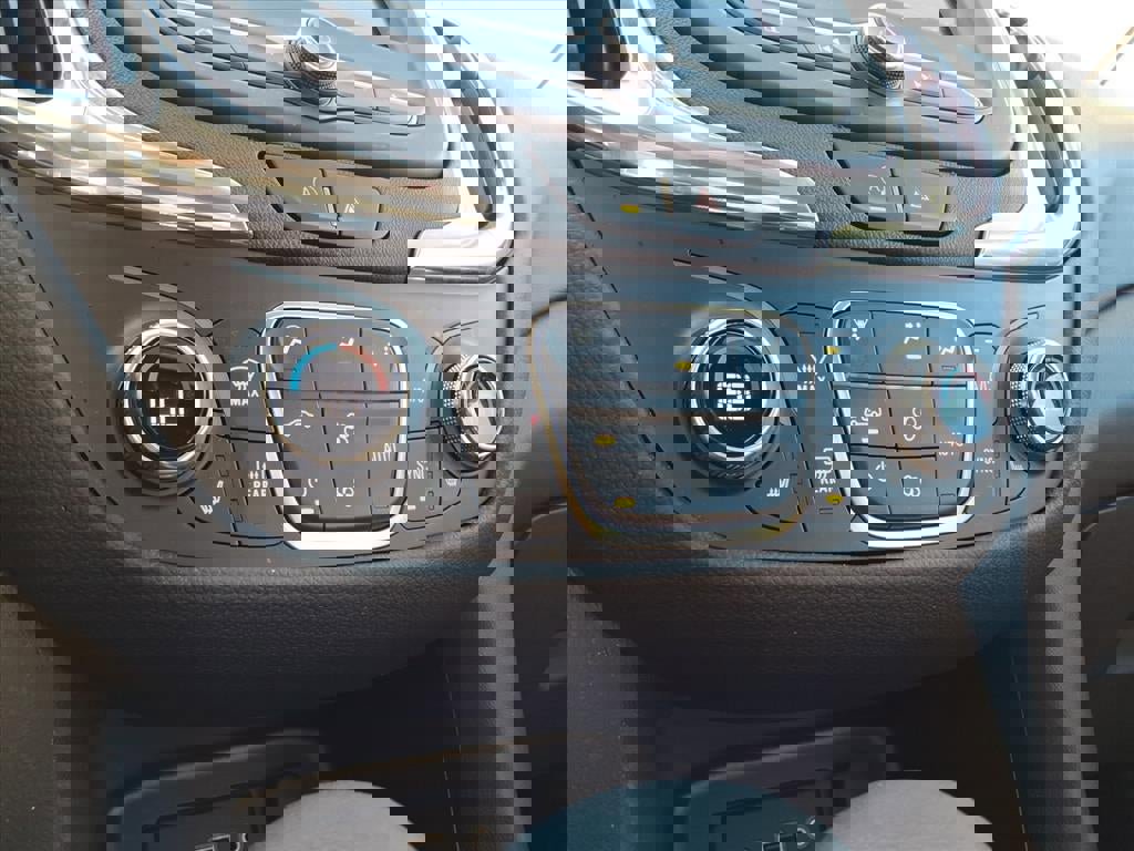 Used 2022 Chevrolet Equinox LT image 14