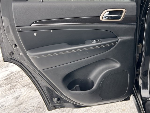 Used 2014 Jeep Grand Cherokee Limited image 35