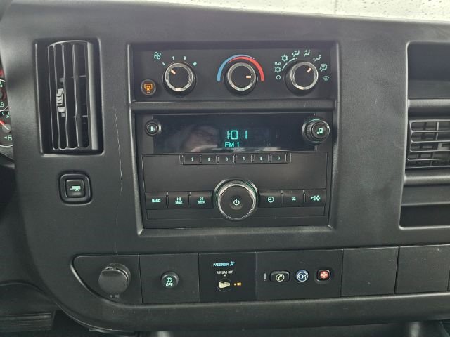 Used 2013 GMC Savana 3500 LT w/ LT Preferred Equipment Group image 15