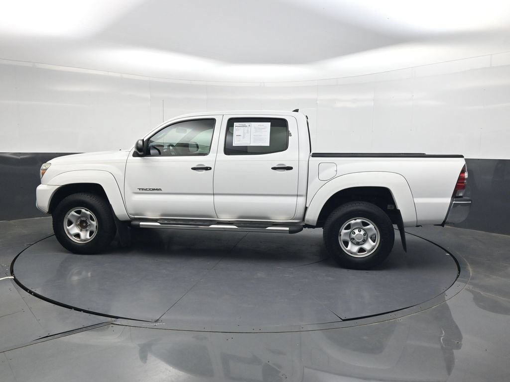 Used 2015 Toyota Tacoma PreRunner w/ SR5 Package RWD image 10