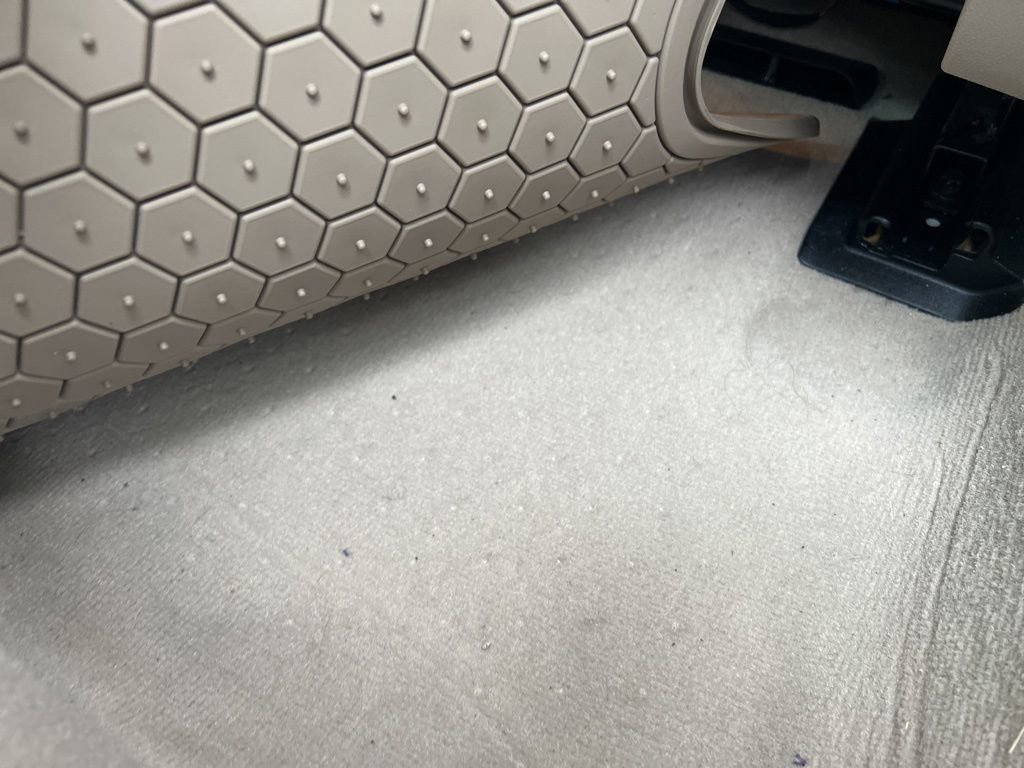 Used 2015 Mercedes-Benz E 350 4MATIC Sedan image 44