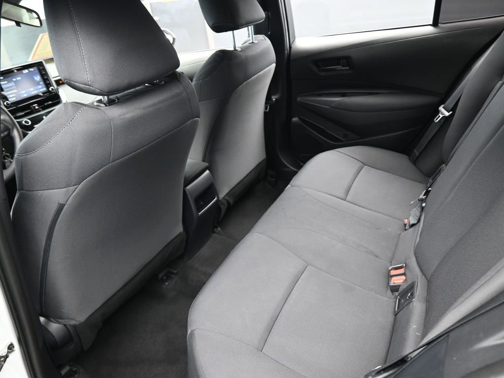Used 2022 Toyota Corolla LE image 31