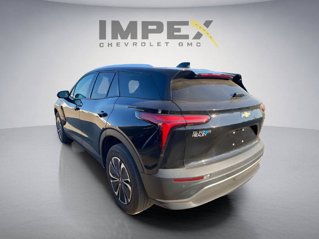 Used 2024 Chevrolet Blazer EV LT AWD/4WD image 3