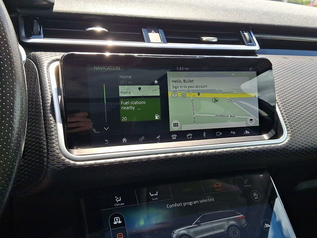Used 2018 Land Rover Range Rover Velar S AWD/4WD image 17