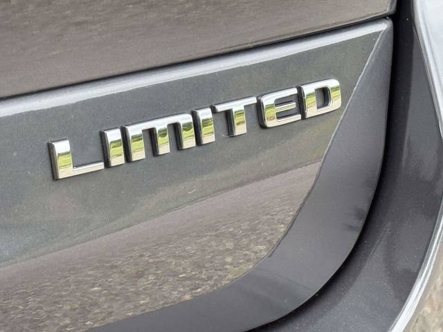 Certified 2022 Jeep Grand Cherokee L Limited AWD/4WD image 11