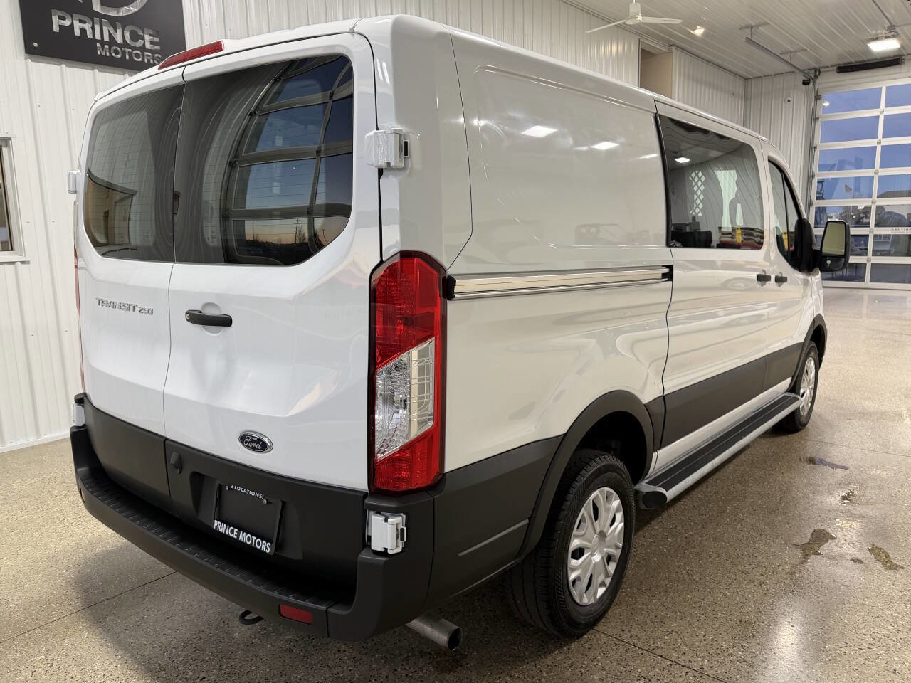 Used 2024 Ford Transit 250 Low Roof w/ Exterior Upgrade Package image 39