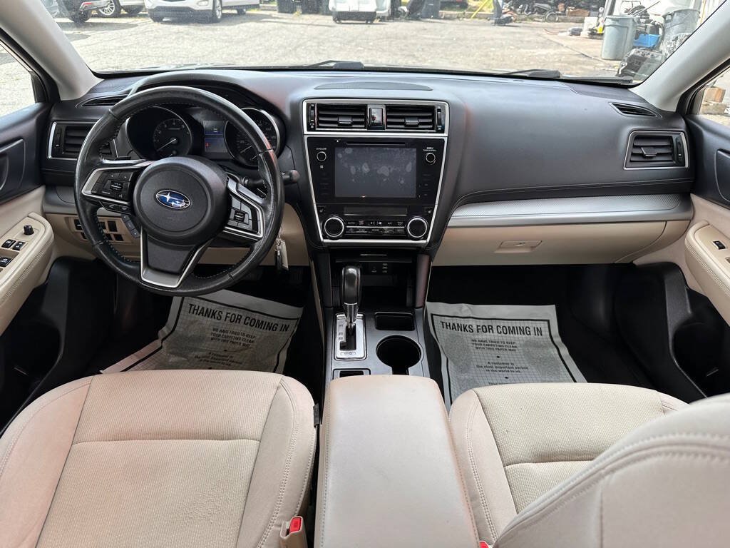 Used 2018 Subaru Legacy 2.5i Premium AWD/4WD image 9