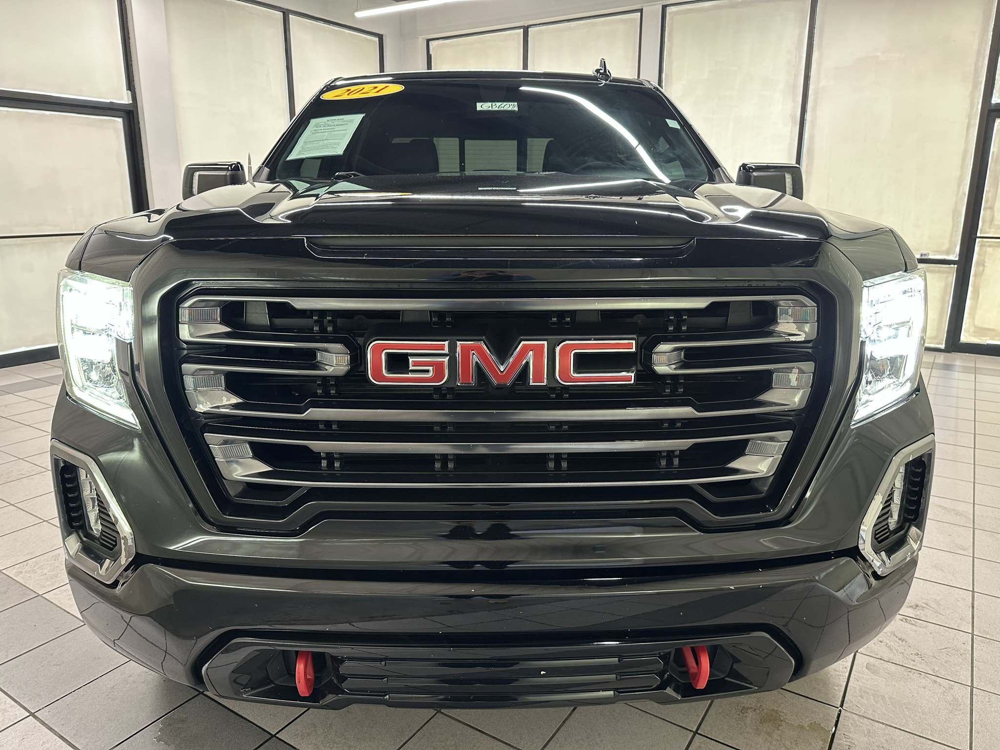 Used 2021 GMC Sierra 1500 AT4 w/ AT4 Preferred Package AWD/4WD image 9