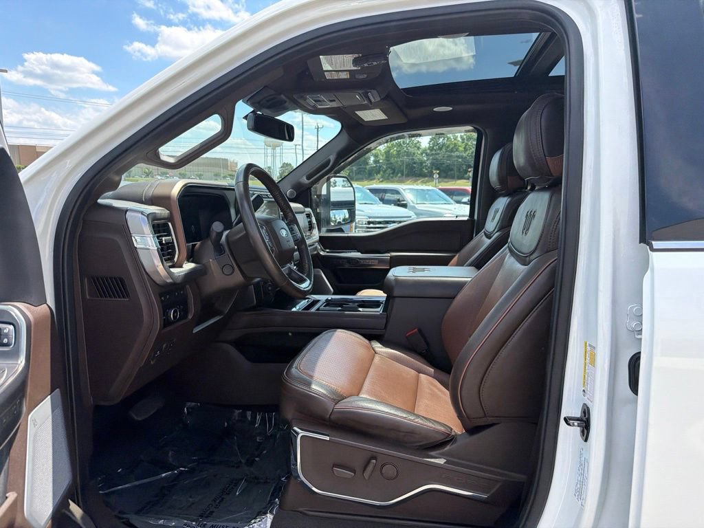 Used 2023 Ford F450 King Ranch w/ FX4 Off-Road Package AWD/4WD image 11