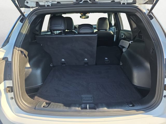Used 2024 Jeep Compass Latitude AWD/4WD image 23