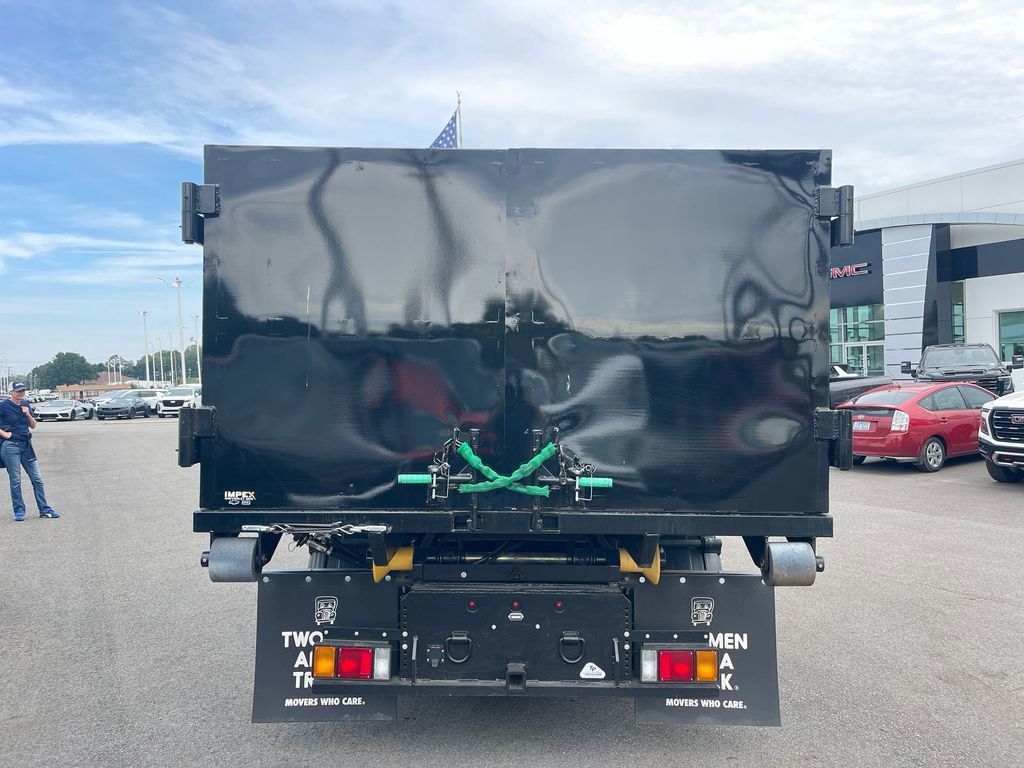 Used 2024 Chevrolet Low Cab Forward RWD image 4