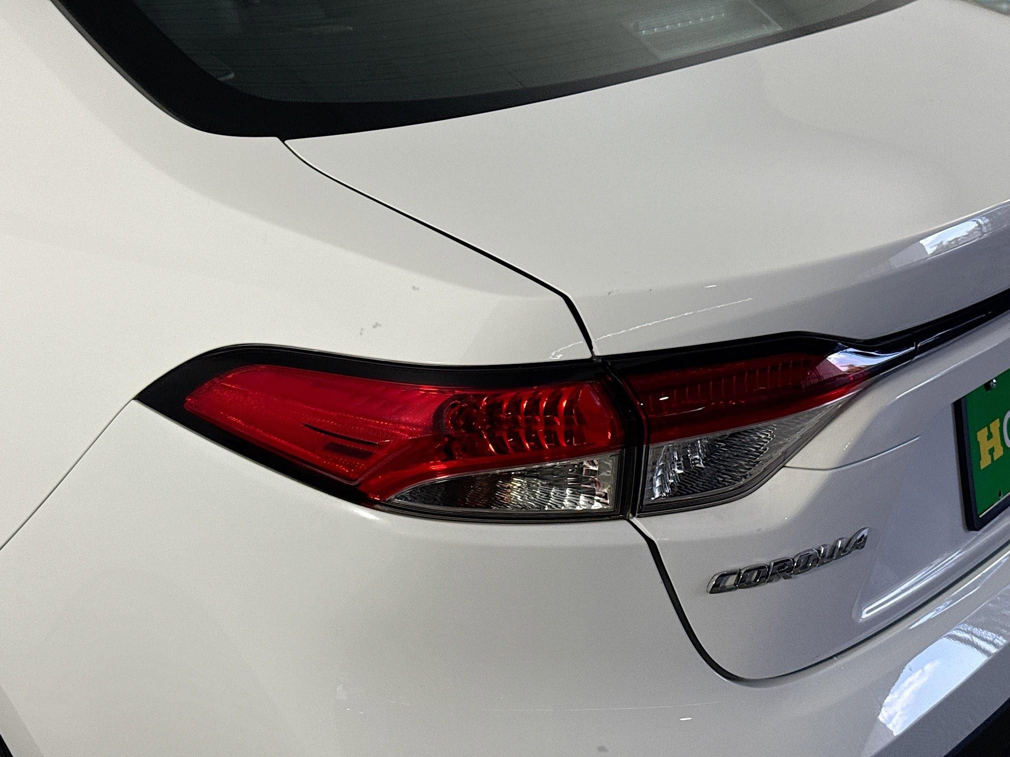 Used 2025 Toyota Corolla LE image 35