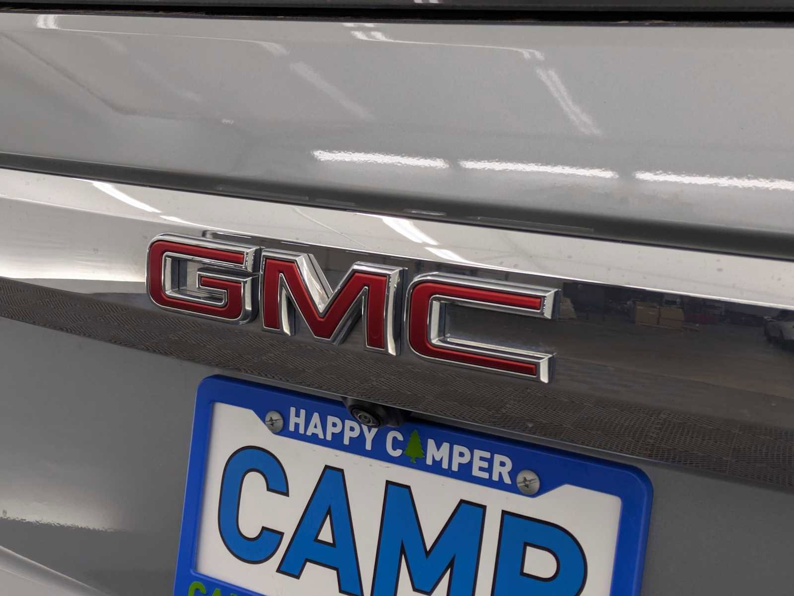 Used 2024 GMC Yukon XL SLT w/ SLT Luxury Package AWD/4WD image 14
