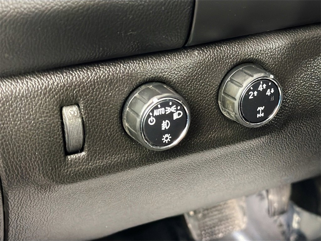 Used 2015 Chevrolet Colorado LT image 10