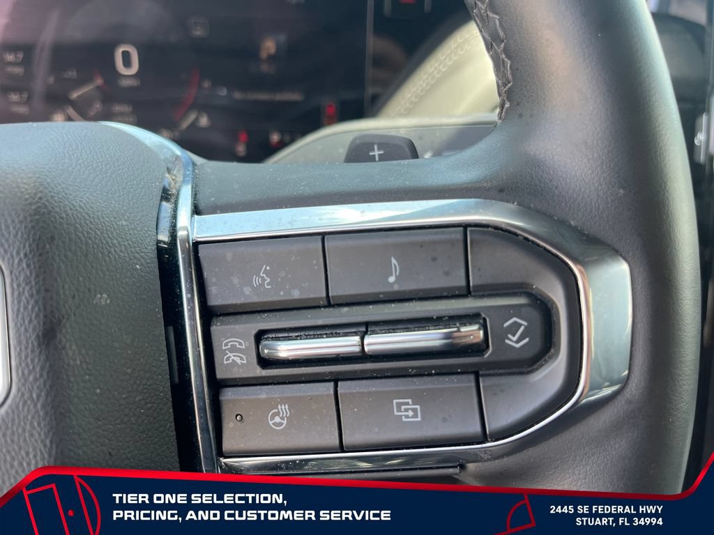 Used 2025 GMC Yukon Denali AWD/4WD image 19