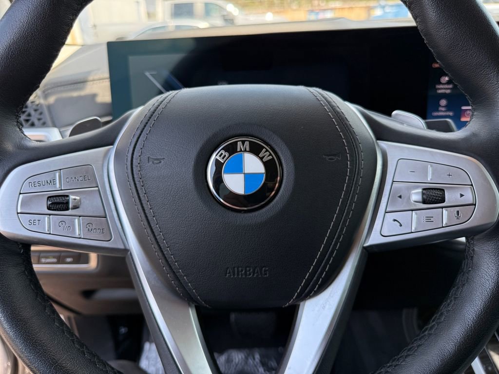 Used 2024 BMW X7 xDrive40i w/ Premium Package AWD/4WD image 20