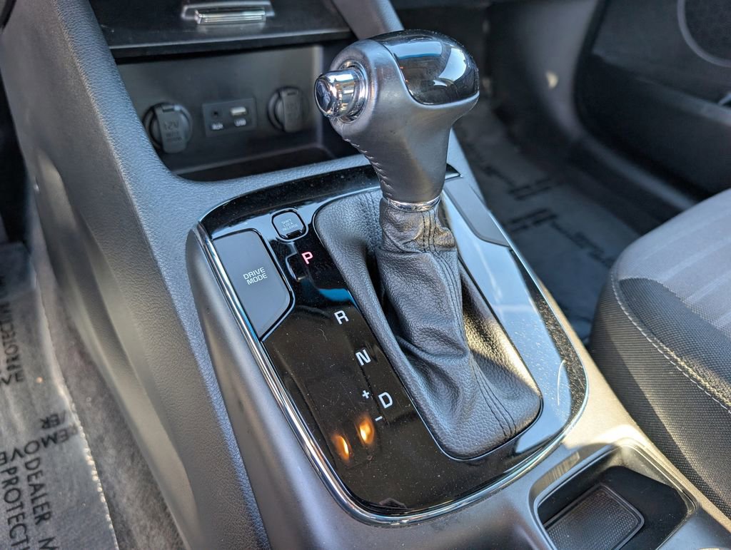 Used 2017 Kia Forte S w/ S Technology Package image 25