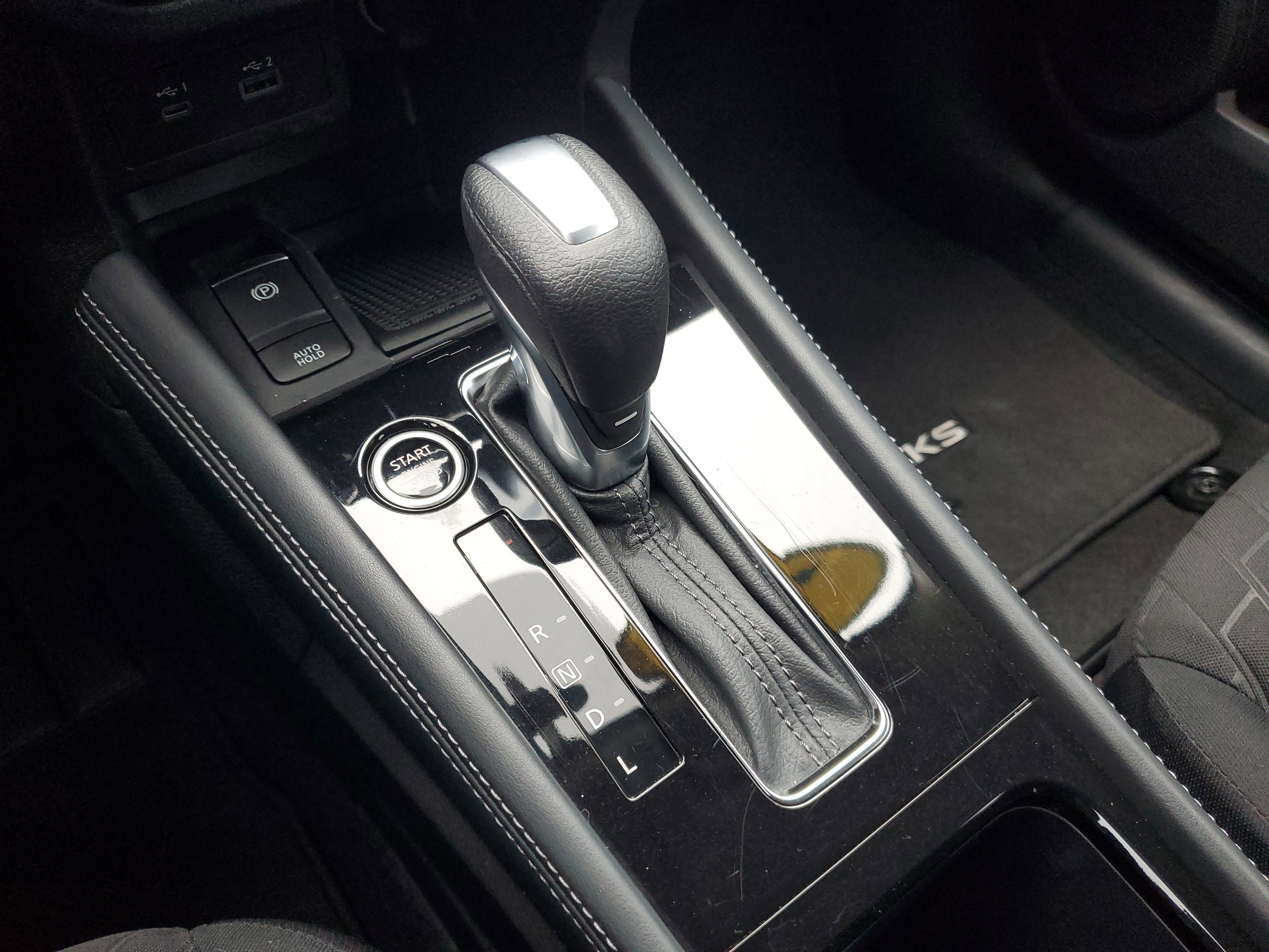 Used 2021 Nissan Kicks SV image 35