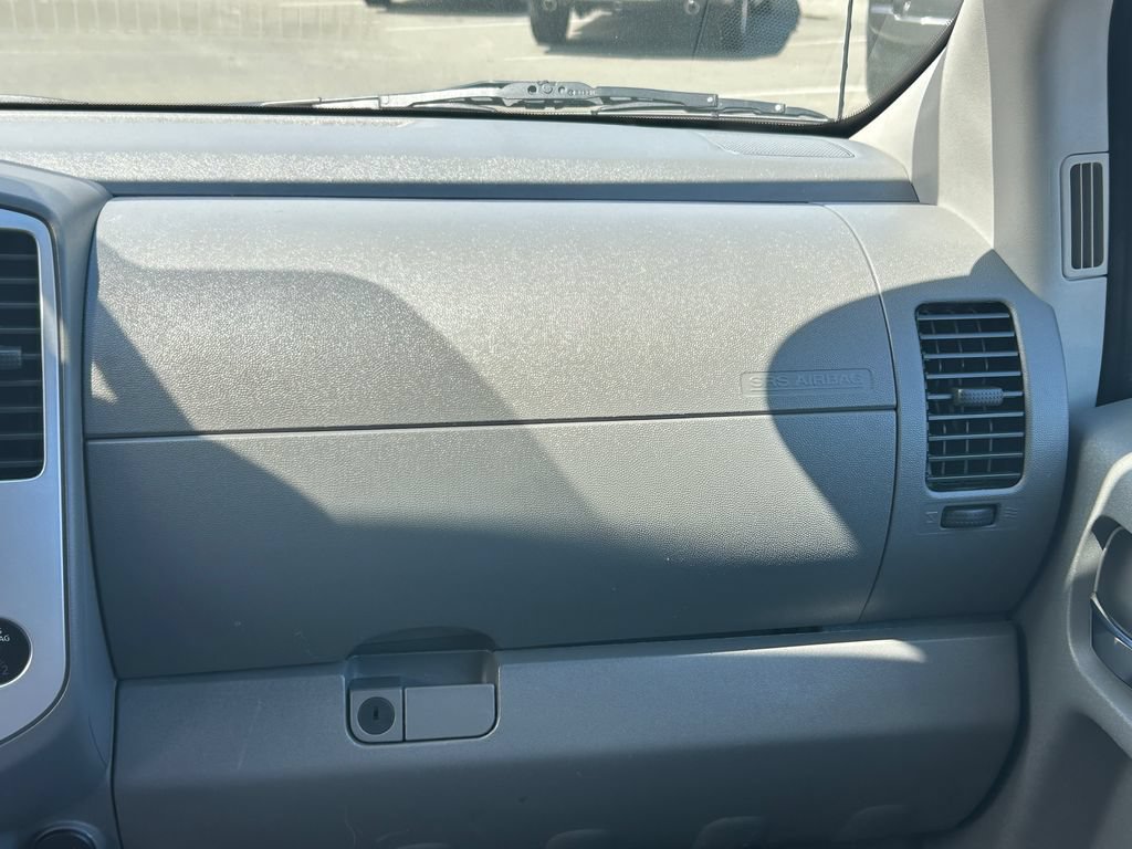 Used 2021 Nissan Frontier SV RWD image 24