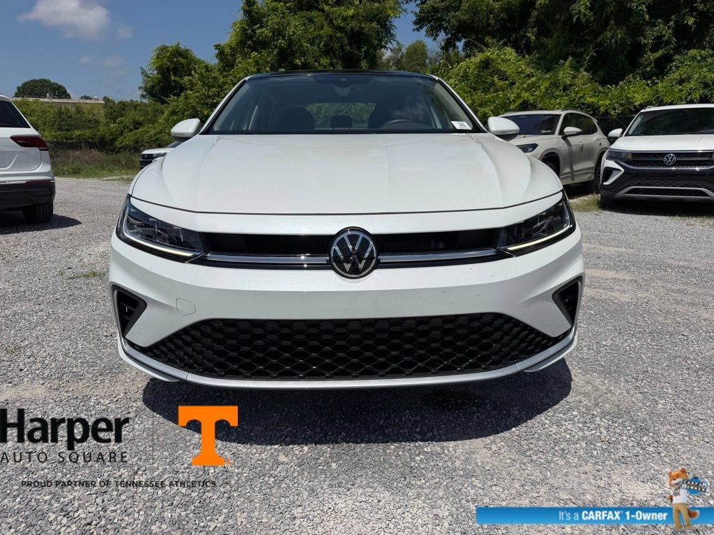 Used 2025 Volkswagen Jetta SEL FWD image 8