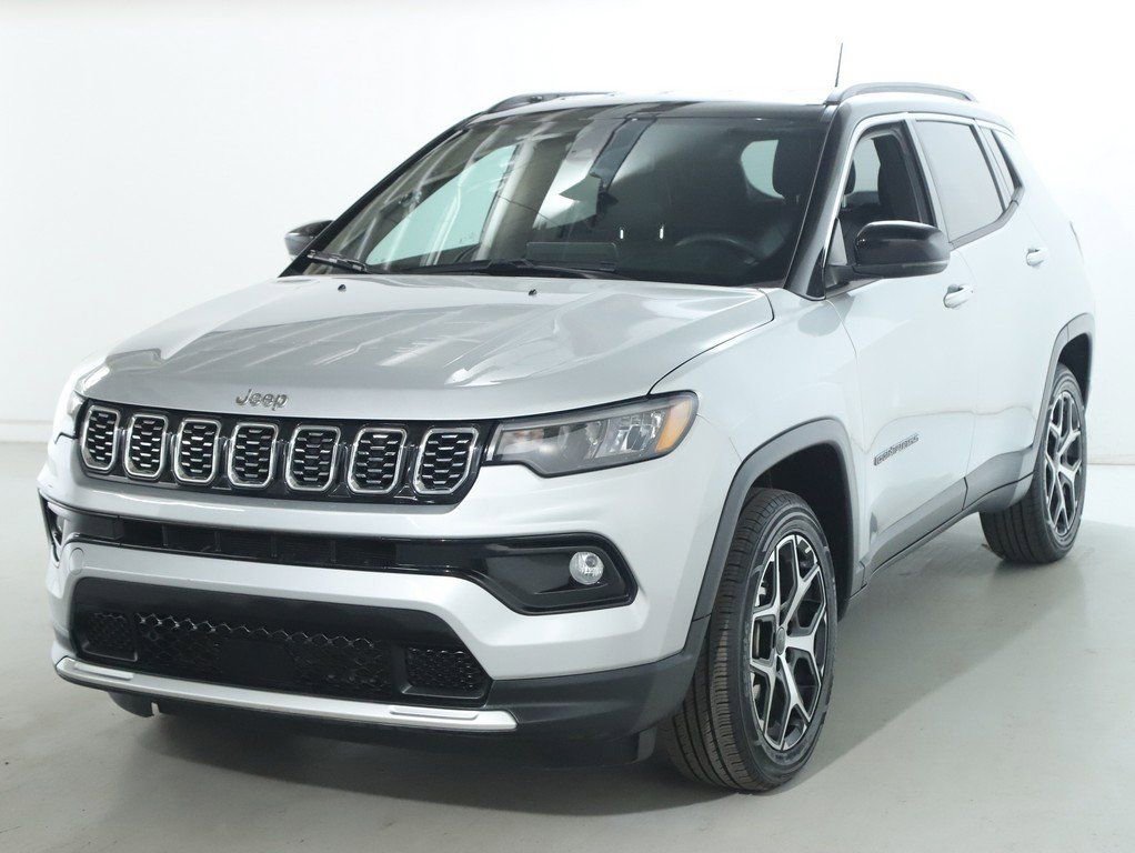 Used 2025 Jeep Compass Limited image 4