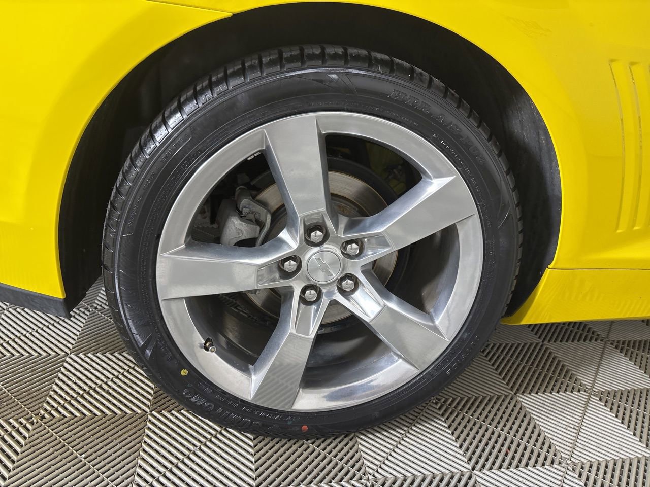 Used 2015 Chevrolet Camaro LS image 27