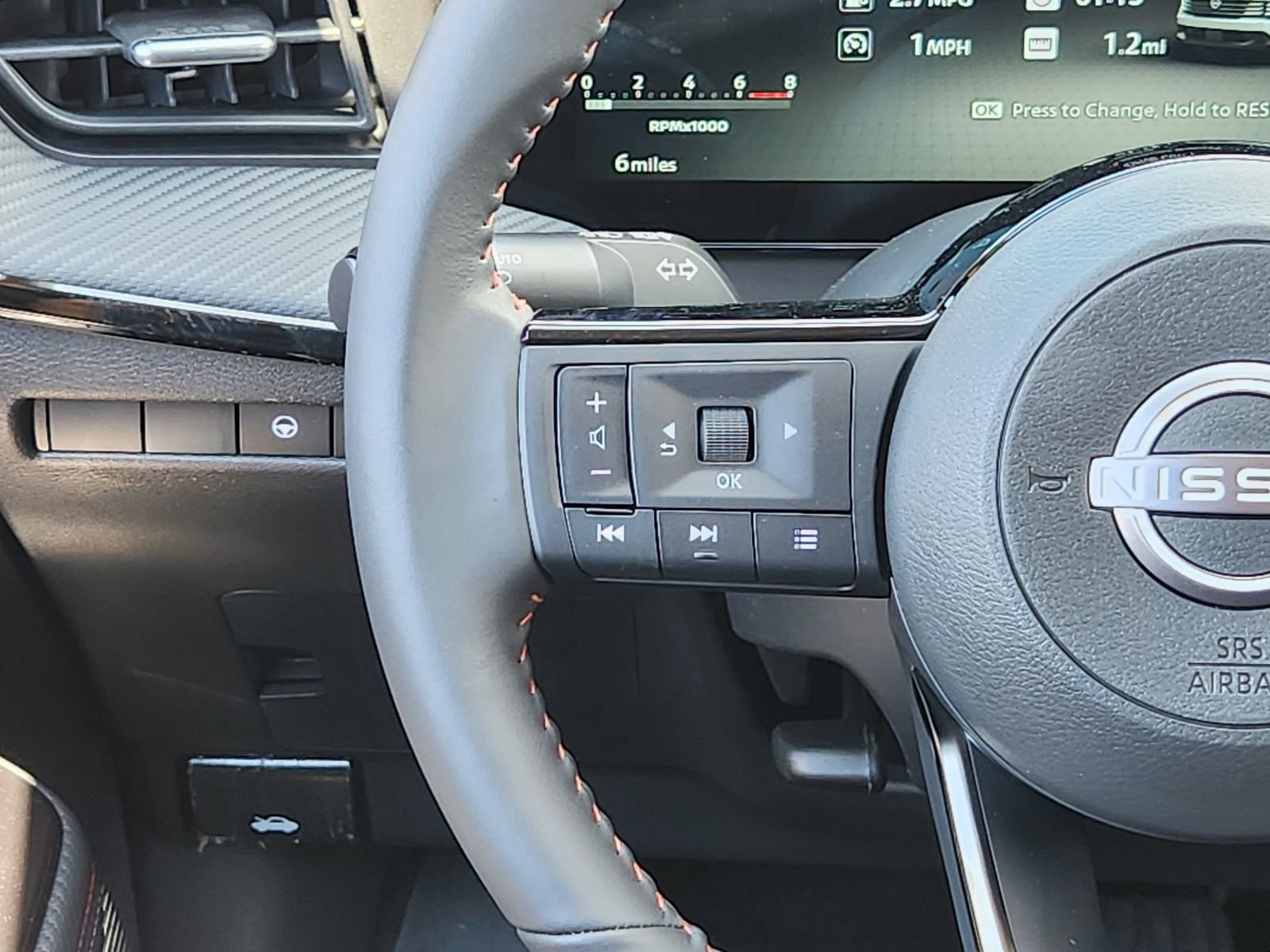 New 2026 Nissan Kicks SR image 23