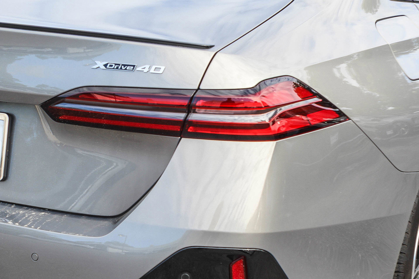 Used 2025 BMW i5 xDrive40 image 7