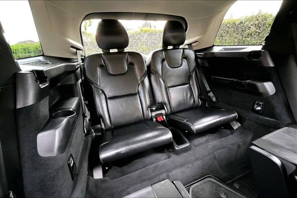 Certified 2024 Volvo XC90 T8 Ultimate w/ Protection Package Premier AWD/4WD image 37