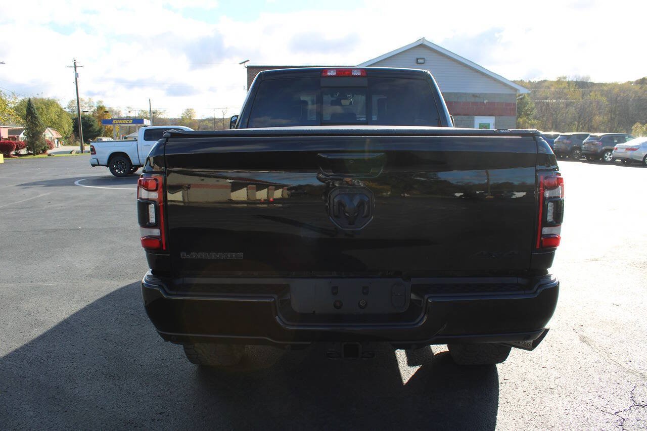 Used 2020 RAM 2500 Laramie w/ Night Edition AWD/4WD image 4