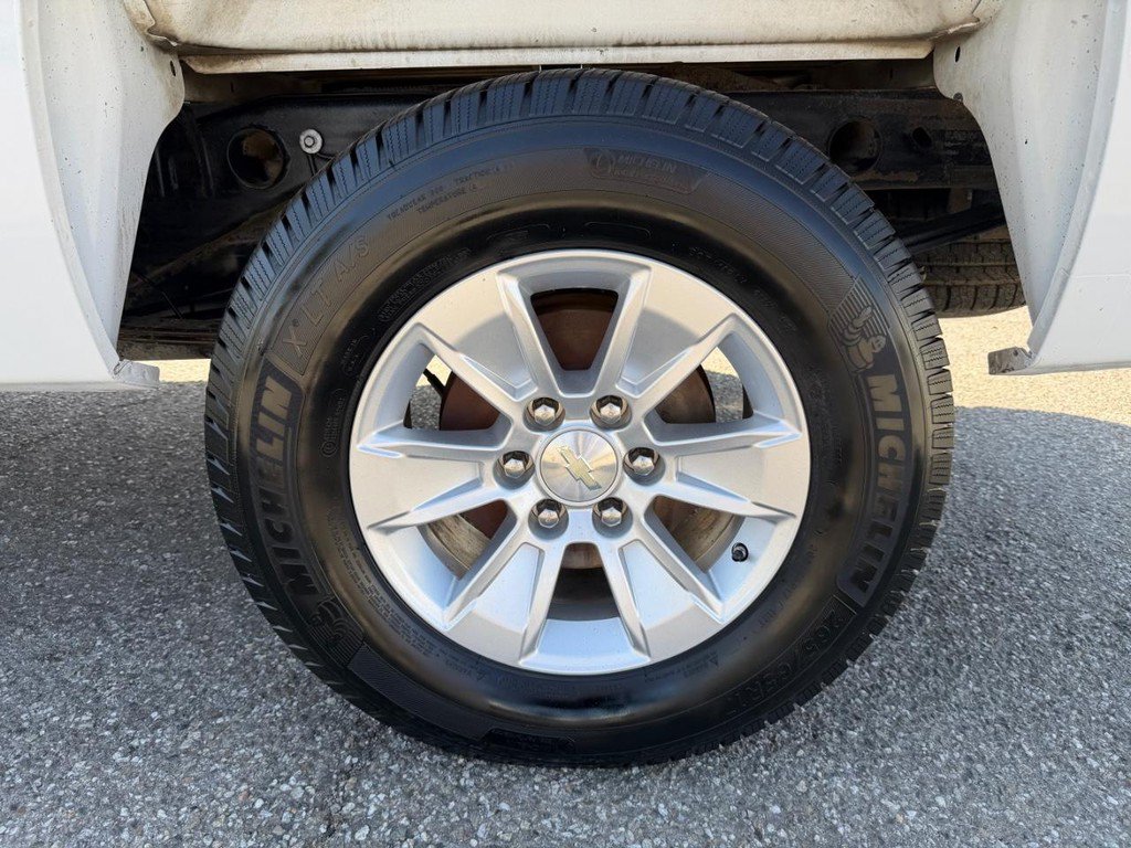 Used 2009 Chevrolet Silverado 1500 W/T AWD/4WD image 32