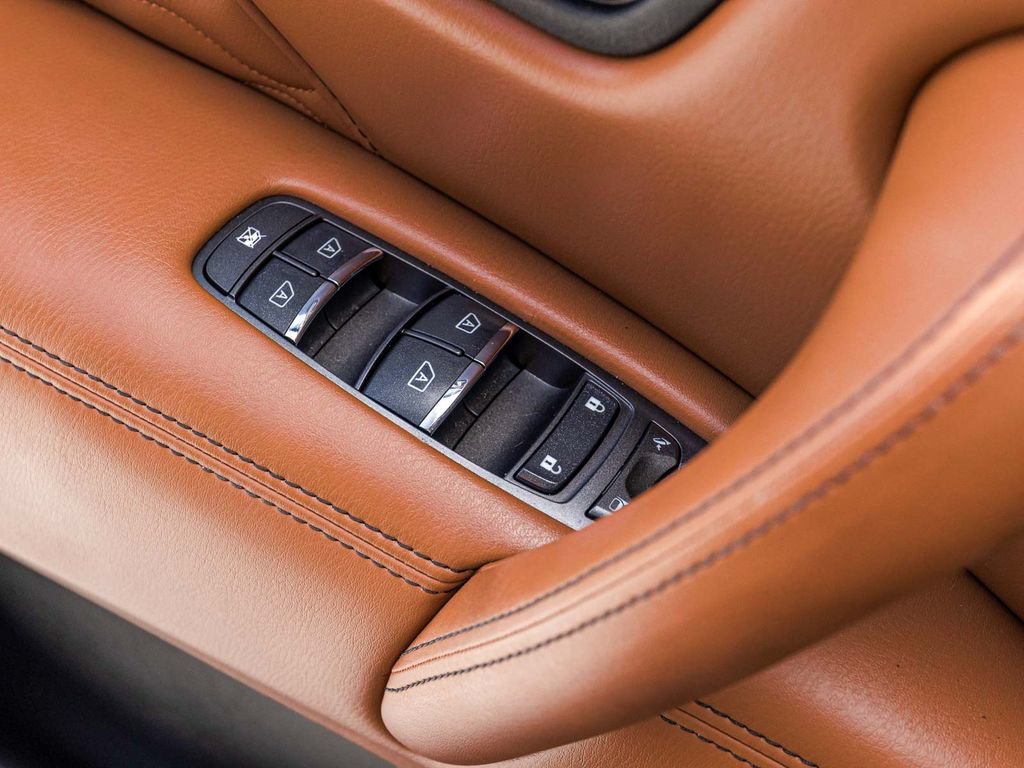 Used 2024 INFINITI QX80 Sensory AWD/4WD image 12