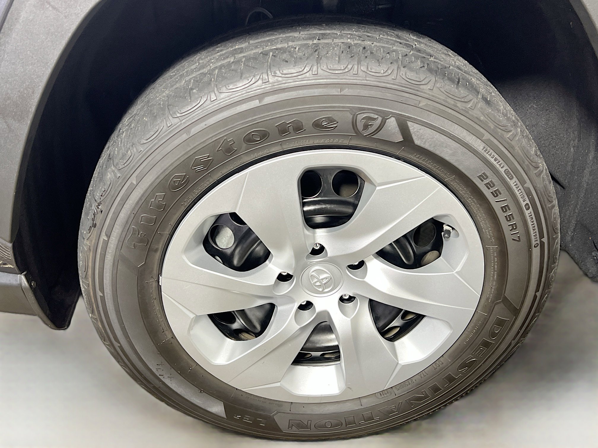 Used 2025 Toyota RAV4 LE image 14