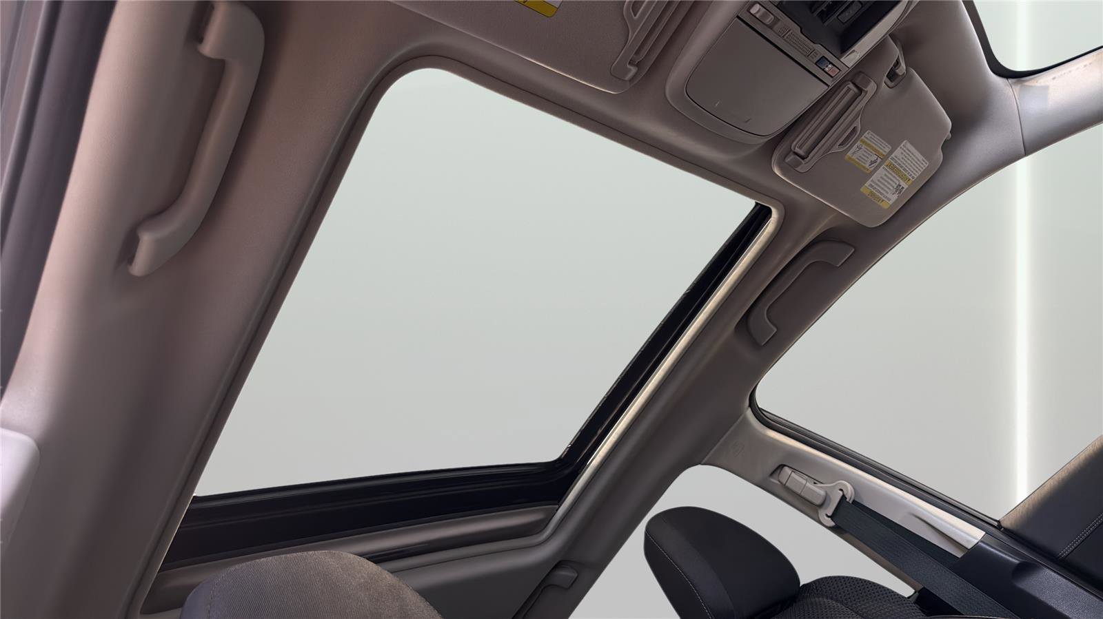 Used 2023 Subaru Forester Premium image 18