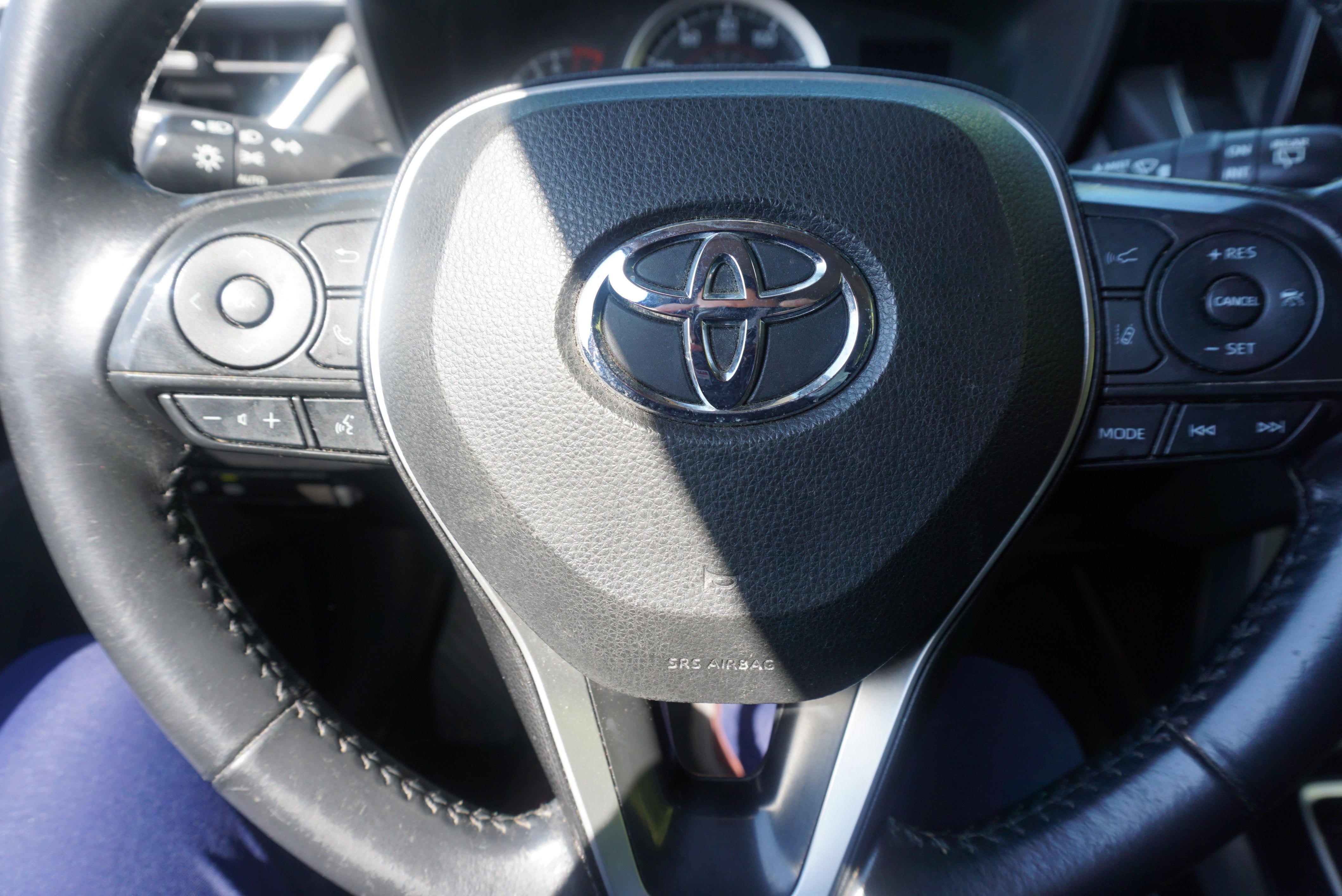 Used 2022 Toyota Corolla Cross LE AWD/4WD image 7