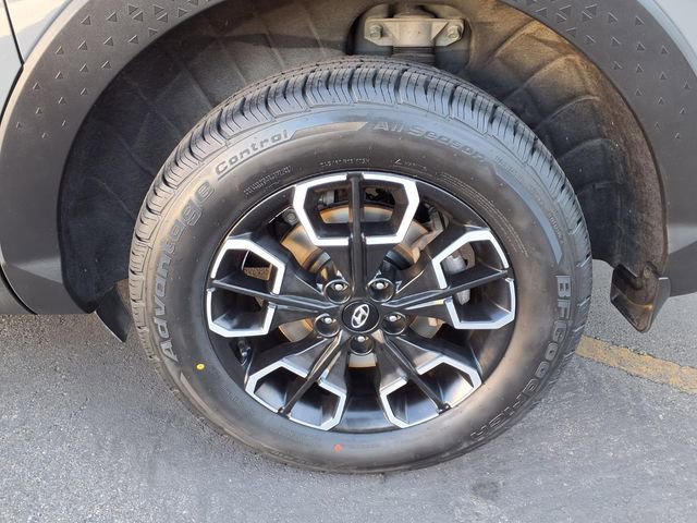 Used 2023 Hyundai Santa Cruz SEL image 21