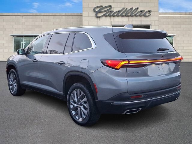 Used 2025 Buick Enclave Preferred image 4