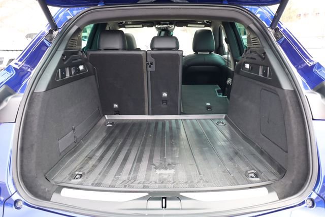 Used 2024 Maserati Grecale GT image 23