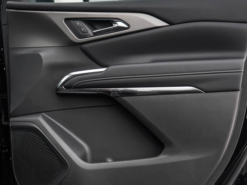 New 2026 Chevrolet Traverse LT w/ Midnight/Sport Edition image 10