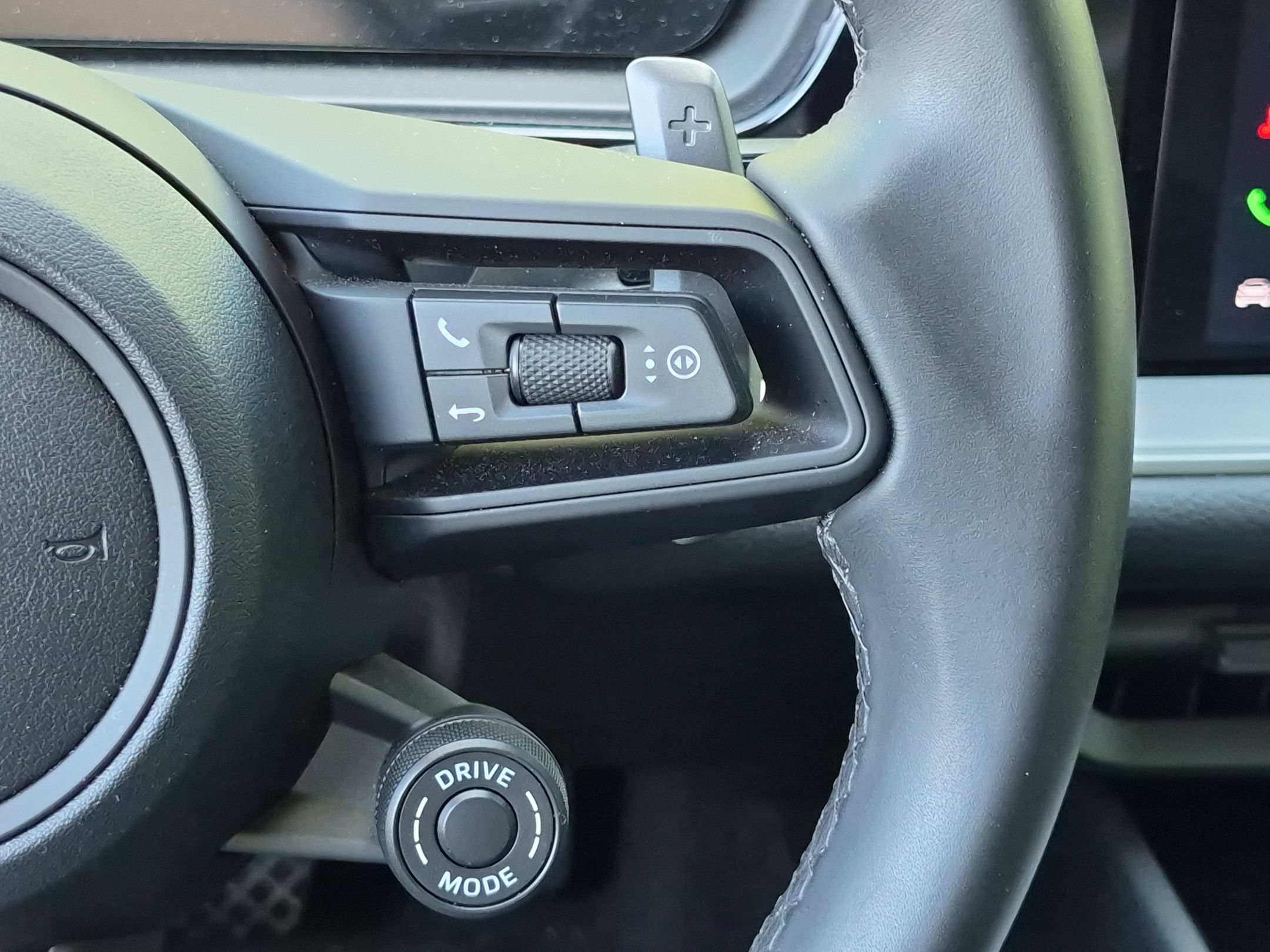 Certified 2026 Porsche Cayenne Coupe AWD/4WD image 9