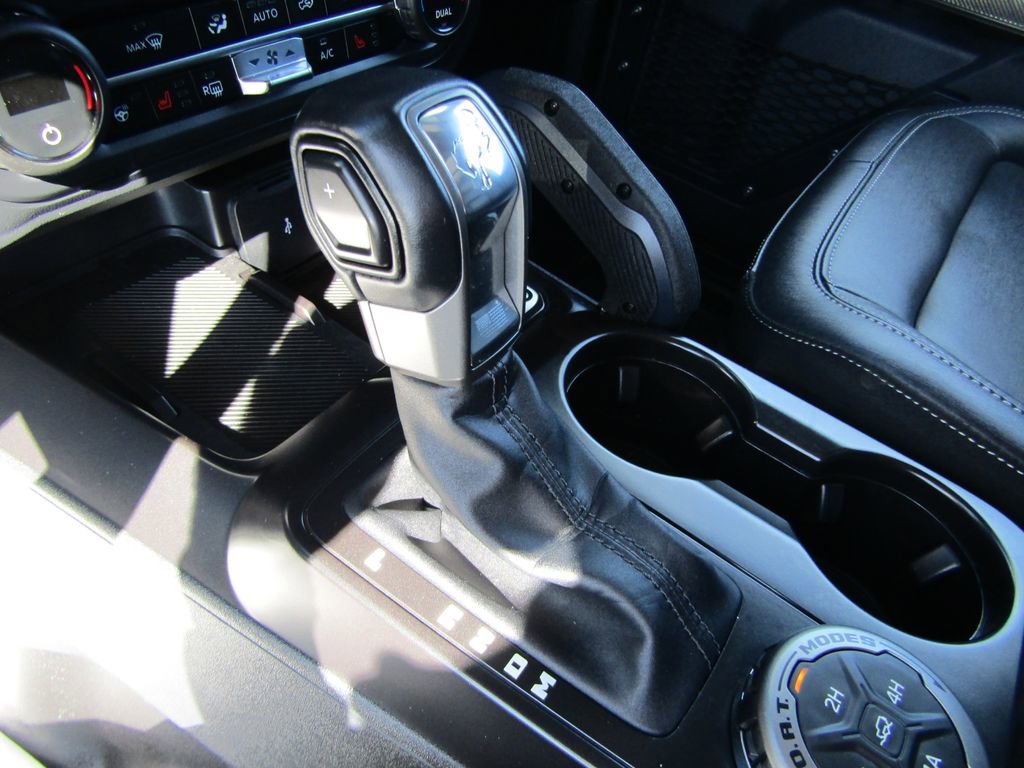 Used 2025 Ford Bronco Badlands AWD/4WD image 28