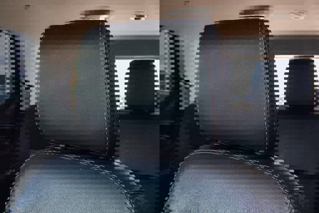 Used 2020 Chevrolet Traverse RS w/ LPO, Cargo Package image 24