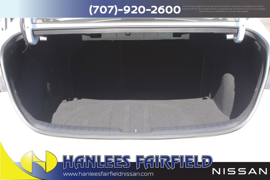 Used 2023 Kia Forte LXS image 10