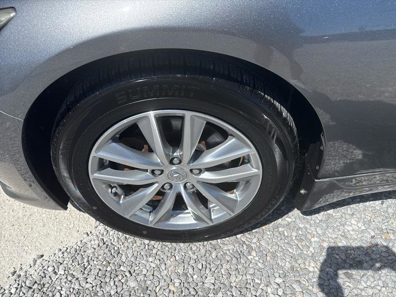 Used 2015 INFINITI Q50 2.0t w/ Moonroof Package AWD/4WD image 7