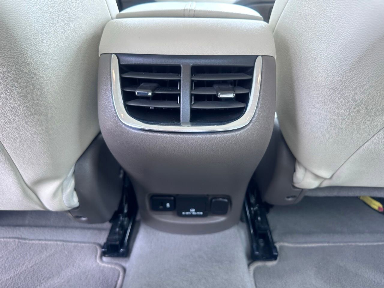 Used 2024 Chevrolet Malibu LT FWD image 15