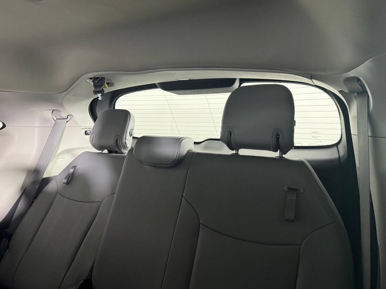 Used 2023 Toyota Sienna XLE FWD image 26