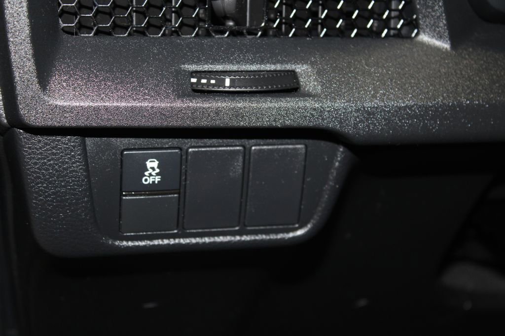 Used 2023 Honda CR-V LX image 10